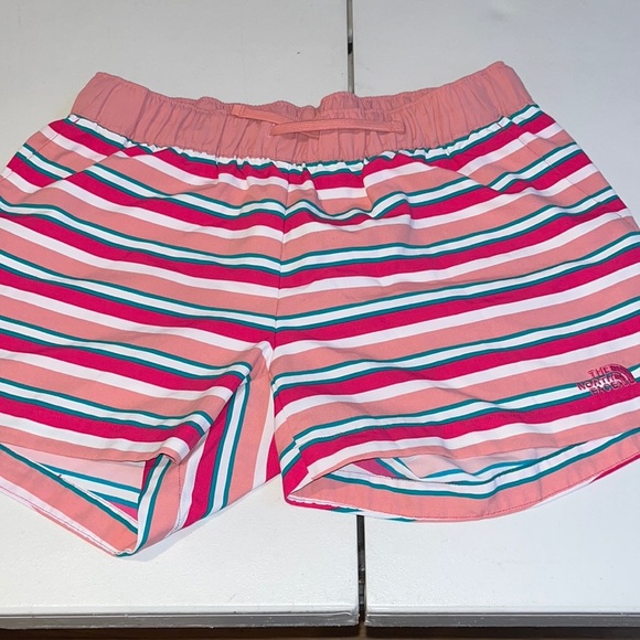The North Face size medium pink striped shorts front slash pockets - Picture 1 of 13